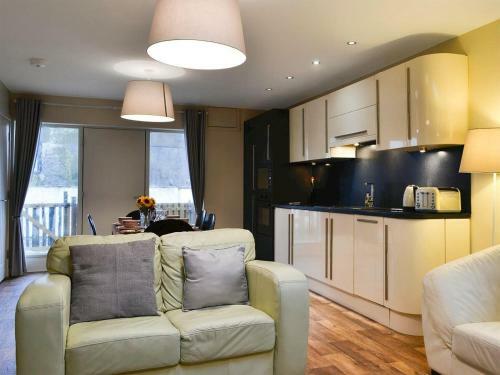 Porthole Cottage