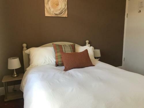 Hostal Harbour Guest House