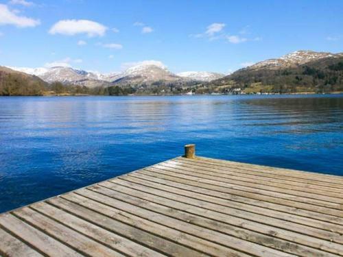 Coach House 1 - Pullwood Bay