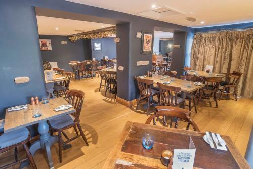 Hotel New Crown Inn