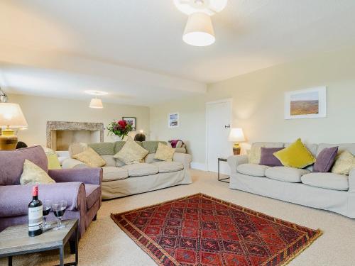 Backstone Bank Farmhouse