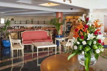 Hotel Holiday Inn Half Moon