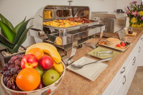 Rodeway Inn Voyager Hotel