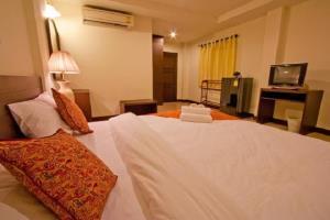 Hotel Suphan Lake Hometel