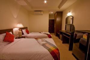 Hotel Suphan Lake Hometel
