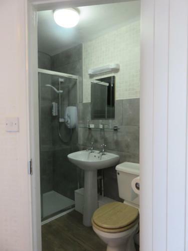 Hostal Marine View Guest House