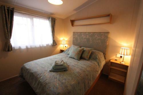 The Trotting Mare Caravan Park - Adults Only