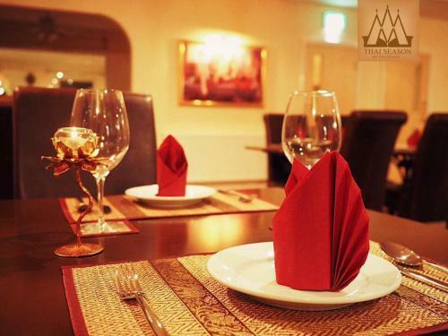 Hotel Thai Season By Pritsana