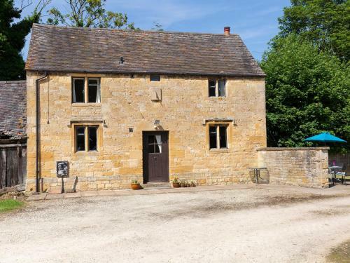 Sundial Cottage