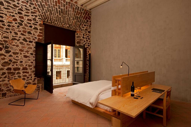 Hotel Downtown