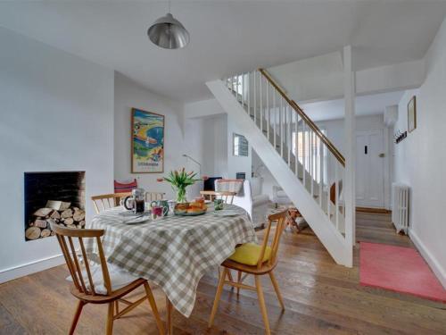 Warm Holiday Home In Whitstable Kent With Central Heating