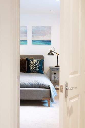 Hampden Apartments - The Louis