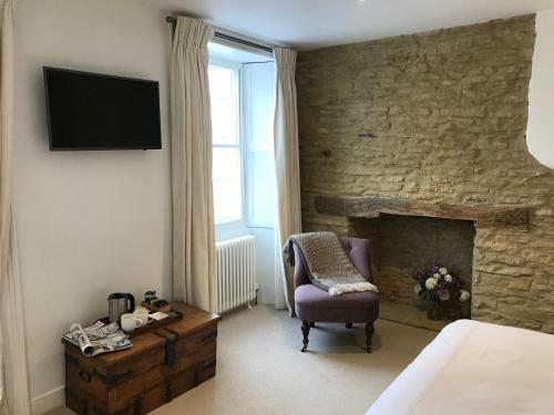 Bed & Breakfast B And B At Witney House