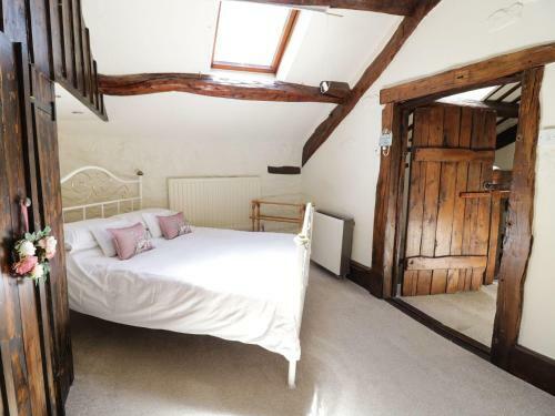 Hendre House Barn, Tywyn