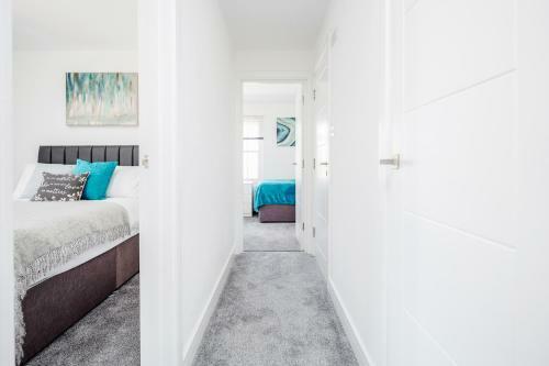 Elthorne Luxury Apartments - Uxbridge