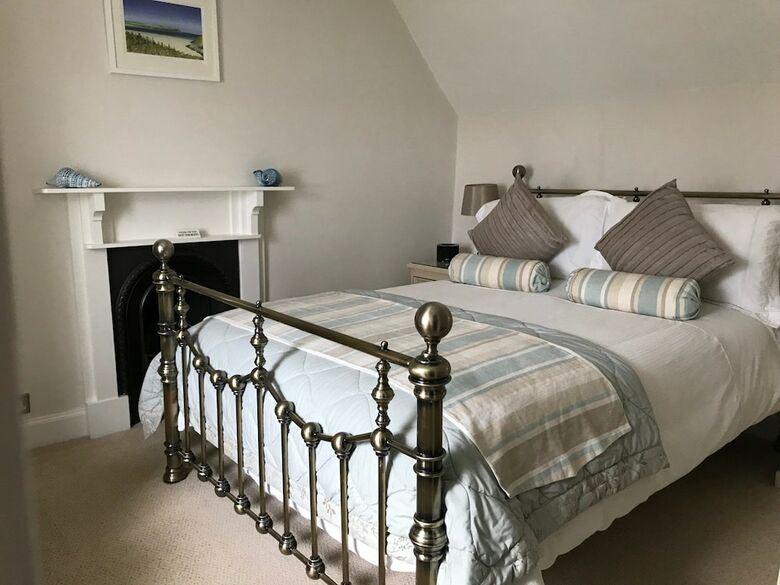 Brookdale B&B
