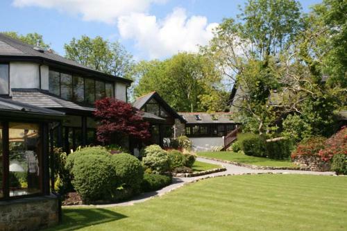 Hustyns Hotel And Spa