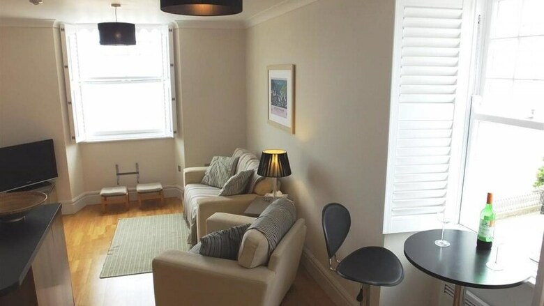 Apartamento Paragon House 3