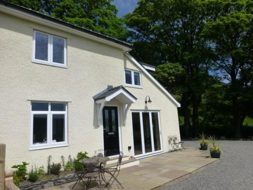 Eribel Cottage