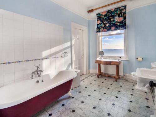 Holiday Home Lincombe