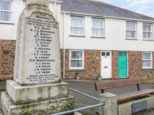 Langate, Truro
