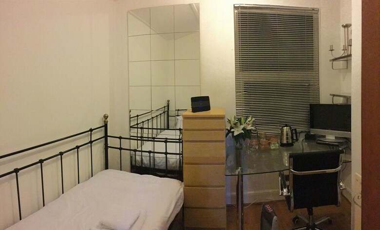Hotel Outram 26