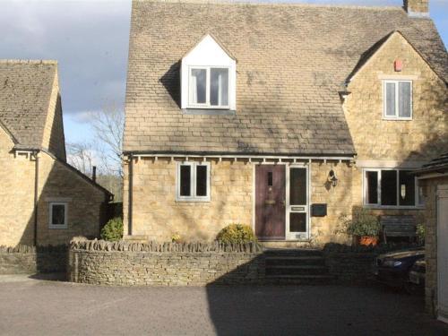 Troutbeck Cottage, Stow On The Wold