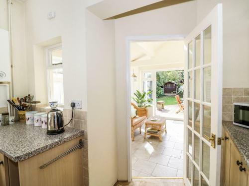 5 Albany Road, Stratford-upon-avon