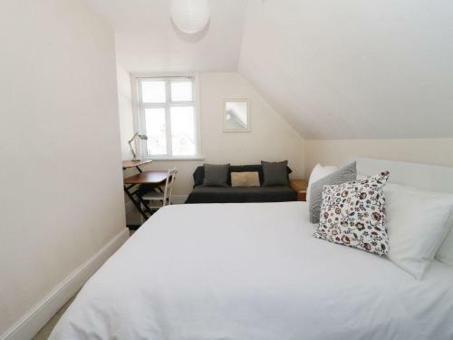 20 Ulwell Road, Swanage