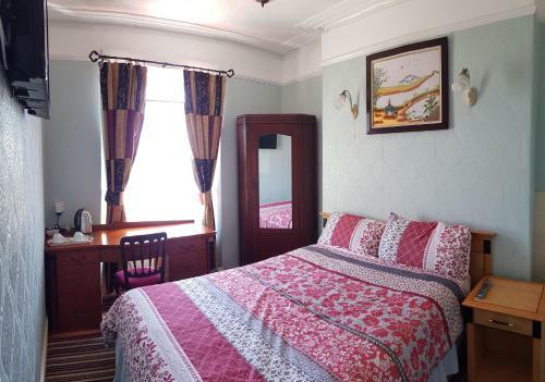 Hostal Sandpiper Guest House