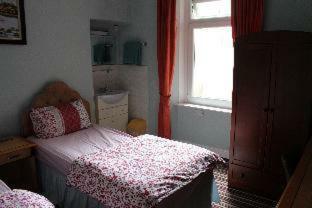 Hostal Sandpiper Guest House