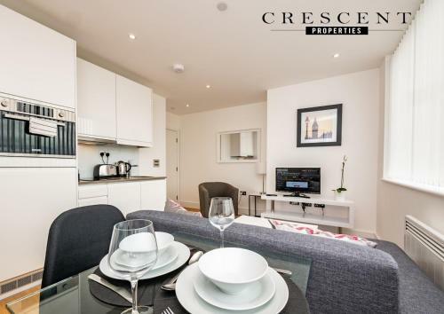 Stunning Slough Apartment