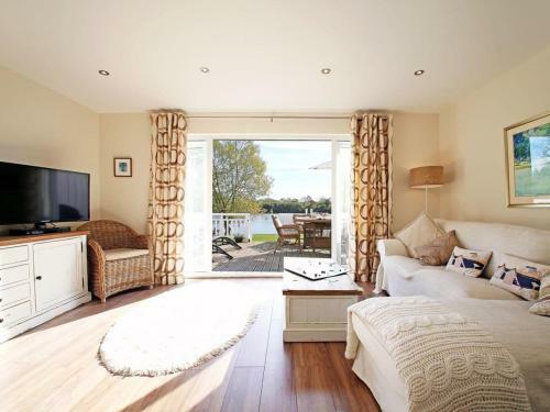 Coot Lake House