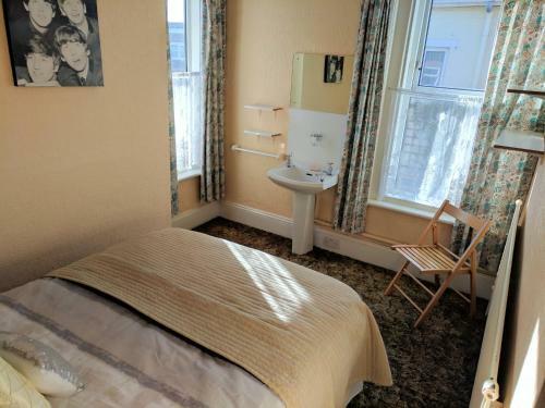Hostal Long Stay Group - St Josephs Rooms