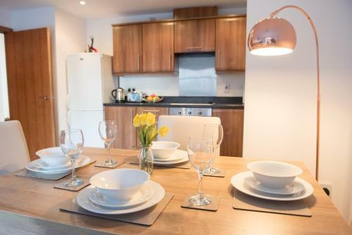 The Nautical By Kish Apartments