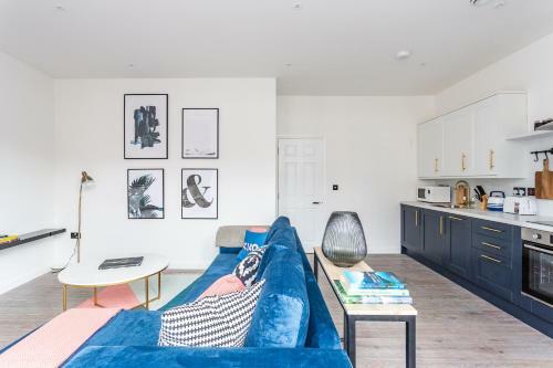 Shape Of Water - 2 Bed Apartment