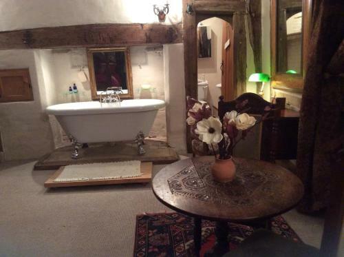 Valley Farmhouse B&B