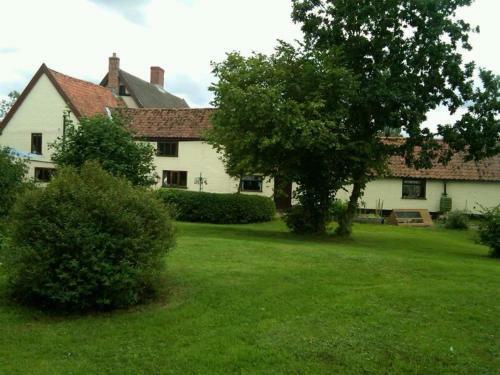 Valley Farmhouse B&B