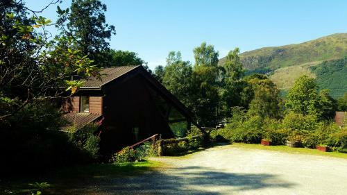 Invergloy Riverside Lodges