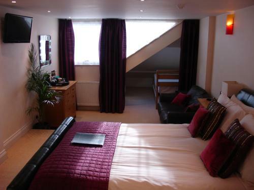Hostal Atlantic Heights Guest House