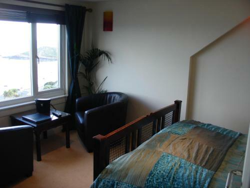 Hostal Atlantic Heights Guest House