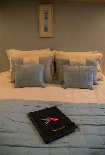 Hostal Atlantic Heights Guest House