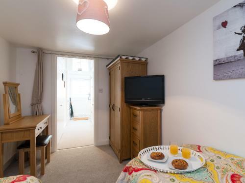 One Beckside Cottage