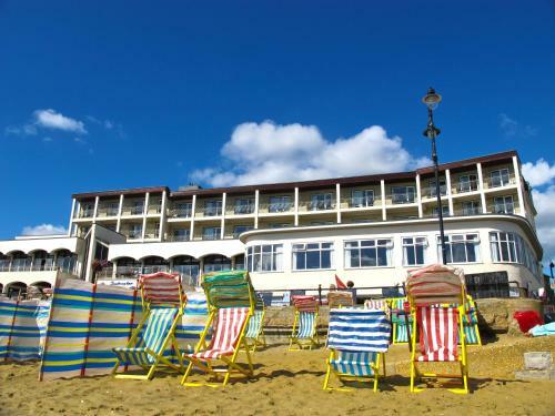 Bay Budget At Sandringham Hotel