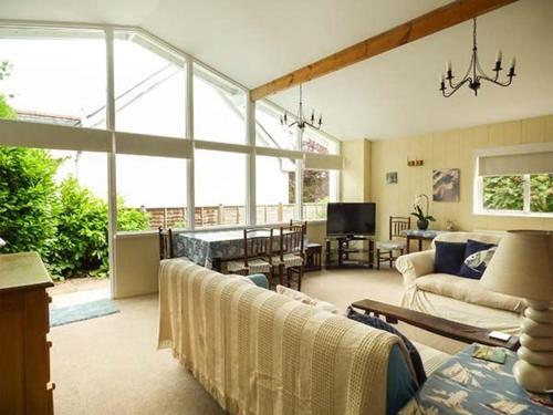 Compass Cottage