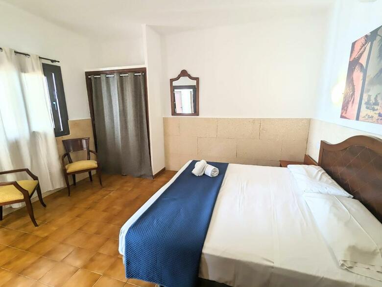 Don Carlos Hotel