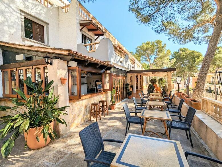 Don Carlos Hotel