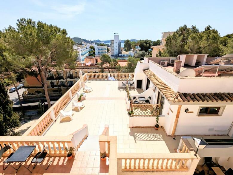 Don Carlos Hotel