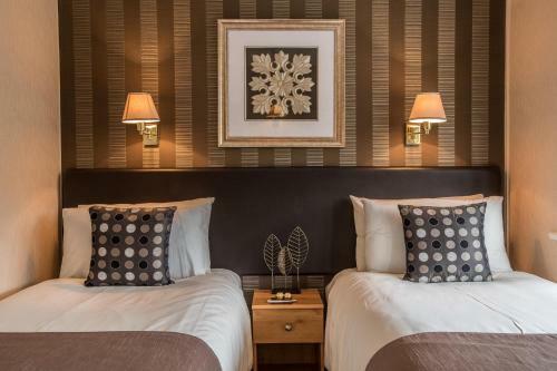Hostal The Alexander - Adults Only