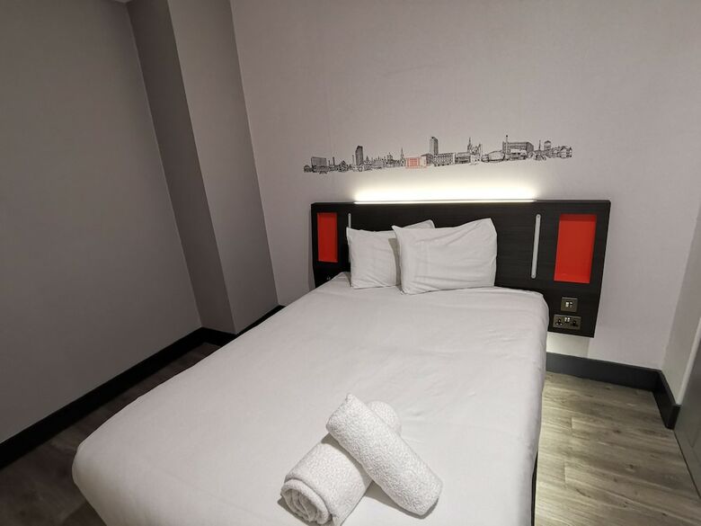 Easyhotel Sheffield